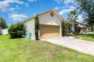 125 KNIGHTS HOLLOW DRIVE, APOPKA, FL 32712 Sold 10/02/23