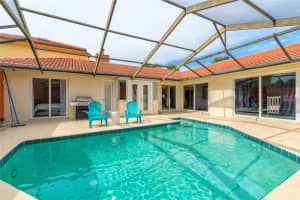 4946 SAMOA CIRCLE, ORLANDO, FL 32808 Sold 11/14/23