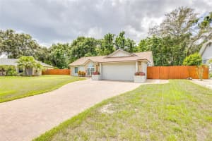 245 RED ROSE CIRCLE, ORLANDO, FL 32835 Sold 09/18/23