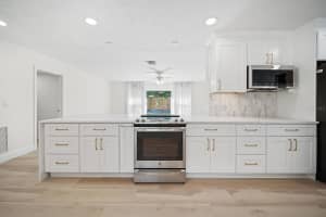 571 ARAPAHO TRAIL, MAITLAND, FL 32751 Sold 10/13/23