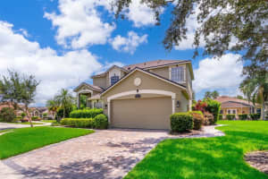 163 LONGHIRST LOOP, OCOEE, FL 34761 Sold 10/22/23