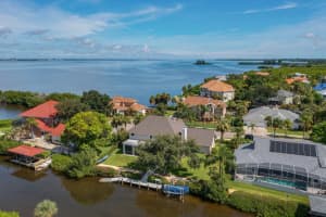 565 INDIAN BAY BOULEVARD, MERRITT ISLAND, FL 32953 Sold 10/20/23