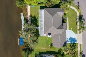 565 INDIAN BAY BOULEVARD, MERRITT ISLAND, FL 32953 Sold 10/20/23