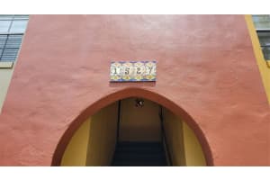 1527 CATHERINE STREET, ORLANDO, FL 32801 Sold 08/24/23