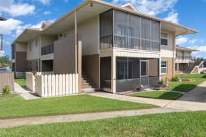 1640 JUNO TRAIL, ASTOR, FL 32102 Sold 10/10/23