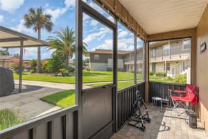 1640 JUNO TRAIL, ASTOR, FL 32102 Sold 10/10/23