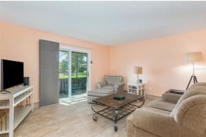 1640 JUNO TRAIL, ASTOR, FL 32102 Sold 10/10/23