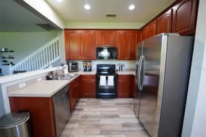 994 ROCK HARBOR AVENUE, ORLANDO, FL 32828 Sold 10/02/23