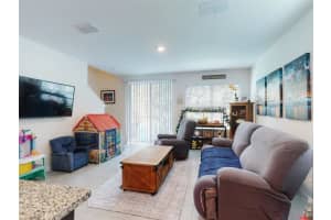 21 VISTA OAKS LANE, PORT ORANGE, FL 32129 Sold 11/10/23