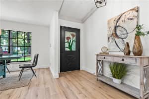 425 WHISPERING OAK LANE, APOPKA, FL 32712 Sold 09/25/23