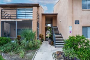 5232 VIA HACIENDA CIRCLE, ORLANDO, FL 32839 Sold 09/26/23