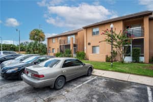 5232 VIA HACIENDA CIRCLE, ORLANDO, FL 32839 Sold 09/26/23