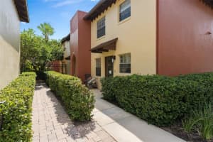 1515 CATHERINE STREET, ORLANDO, FL 32801 Sold 09/18/23