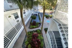 120 20TH AVENUE, DEERFIELD BEACH, FL 33441 Sold 10/17/23