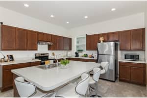 2050 SOLA VISTA AVENUE, SAINT CLOUD, FL 34771 Sold 11/10/23