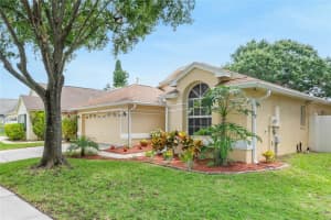 618 CAVE HOLLOW LANE, ORLANDO, FL 32828 Sold 09/15/23