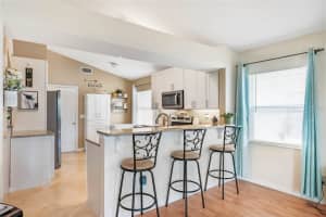 618 CAVE HOLLOW LANE, ORLANDO, FL 32828 Sold 09/15/23