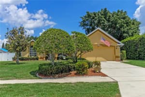 4811 JEANETTE COURT, SAINT CLOUD, FL 34771 Sold 10/02/23