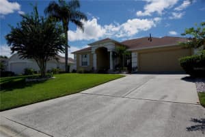 825 VIA BIANCA DRIVE, DAVENPORT, FL 33896 Sold 02/28/24