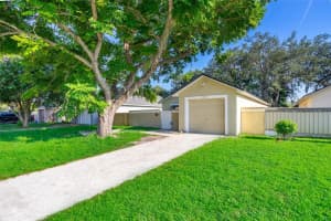 9785 PINEY POINT CIRCLE, ORLANDO, FL 32825 Sold 11/02/23