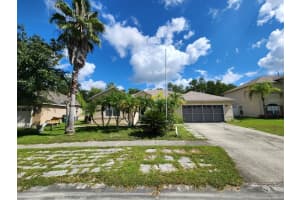 2602 ROYAL FERN PLACE, KISSIMMEE, FL 34758 Sold 06/17/24