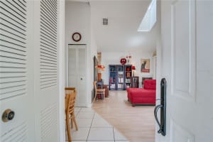 6527 CORAL COVE DRIVE, ORLANDO, FL 32818 Sold 11/01/23