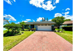 2314 WATERLOO COURT, ORLANDO, FL 32837 Sold 10/13/23