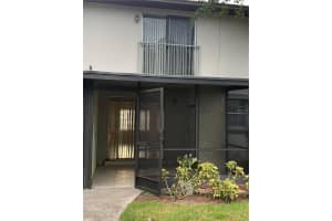 5181 LA MANCHA COURT, ORLANDO, FL 32822 Sold 10/04/23