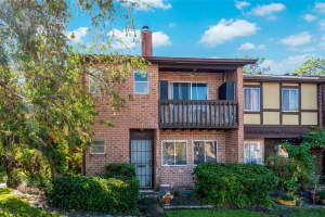 2342 HUNTINGTON GREEN COURT, ORLANDO, FL 32839 Sold 10/13/23