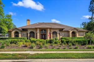 353 FOREST PARK CIRCLE, LONGWOOD, FL 32779 Sold 11/28/23