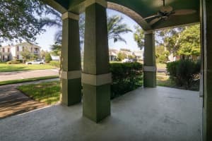 729 CLIMBING OAKS COURT, WINTER GARDEN, FL 34787 Sold 09/25/23
