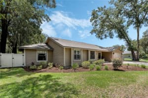 4222 TALL TREE DRIVE, ORLANDO, FL 32810 Sold 09/15/23