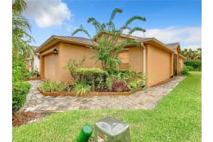 112 GRAND CANAL DRIVE, POINCIANA, FL 34759 Sold 10/10/23