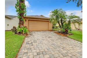 112 GRAND CANAL DRIVE, POINCIANA, FL 34759 Sold 10/10/23