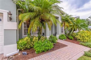 2451 TREYMORE DRIVE, ORLANDO, FL 32825 Sold 10/11/23