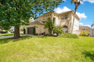 3865 BECONTREE PLACE, OVIEDO, FL 32765 Sold 10/12/23
