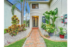 1905 NW 98th Ave, Pembroke Pines, FL 33024, Sold 10/11/23