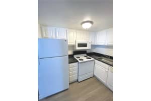 2507 ALAFAYA TRAIL, ORLANDO, FL 32826 Sold 12/08/23