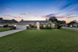664 HUNTERS RUN BOULEVARD, LAKELAND, FL 33809 Sold 09/29/23