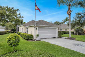 619 JUNIPER WAY, TAVARES, FL 32778 Sold 09/29/23