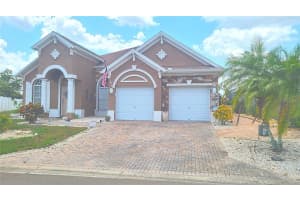 2608 SAND HILL POINT CIRCLE, DAVENPORT, FL 33837 Sold 10/12/23