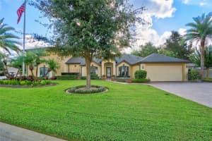 385 MAGNOLIA SPRINGS COURT, DEBARY, FL 32713 Sold 11/17/23