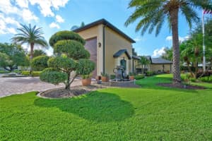 385 MAGNOLIA SPRINGS COURT, DEBARY, FL 32713 Sold 11/17/23