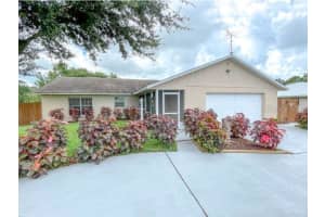 100 Dreamtime Ave, LAKE PLACID