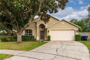 13802 EAGLERIDGE COURT, ORLANDO, FL 32826 Sold 10/19/23