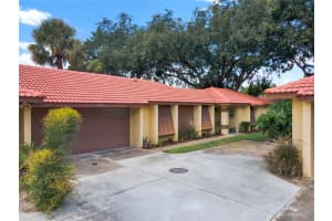5039 NASSAU CIRCLE, ORLANDO, FL 32808 Sold 11/10/23