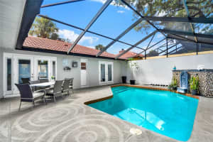 5039 NASSAU CIRCLE, ORLANDO, FL 32808 Sold 11/10/23