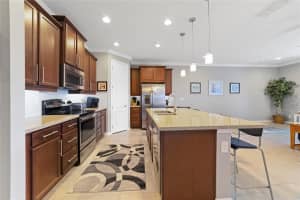 580 MERRY BROOK CIRCLE, SANFORD, FL 32771 Sold 10/16/23