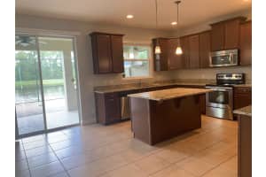 5008 LONGMEADOW PARK STREET, ORLANDO, FL 32811 Sold 11/17/23