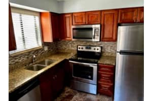 1764 FOXHALL CIRCLE, KISSIMMEE, FL 34741 Sold 01/08/24